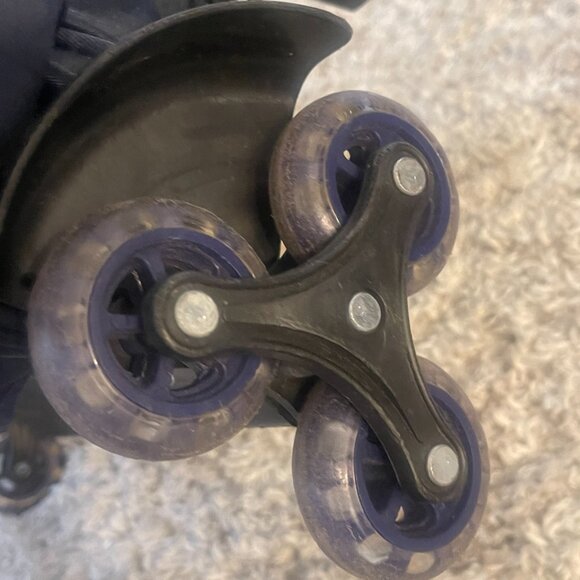 Spider-Man Rolling Backpack Kids Stair Climber Wheels - Picture 3 of 12